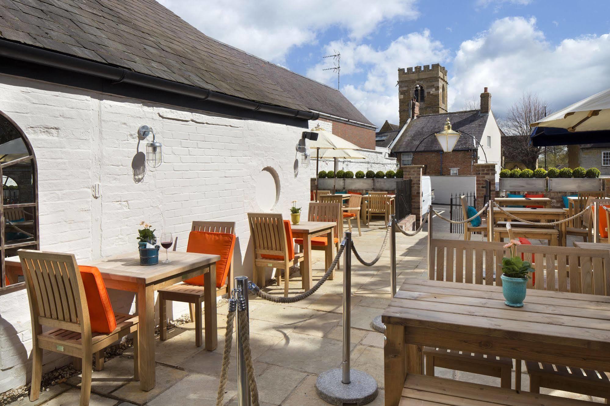 The George Townhouse Hotel Shipston-on-Stour Bagian luar foto